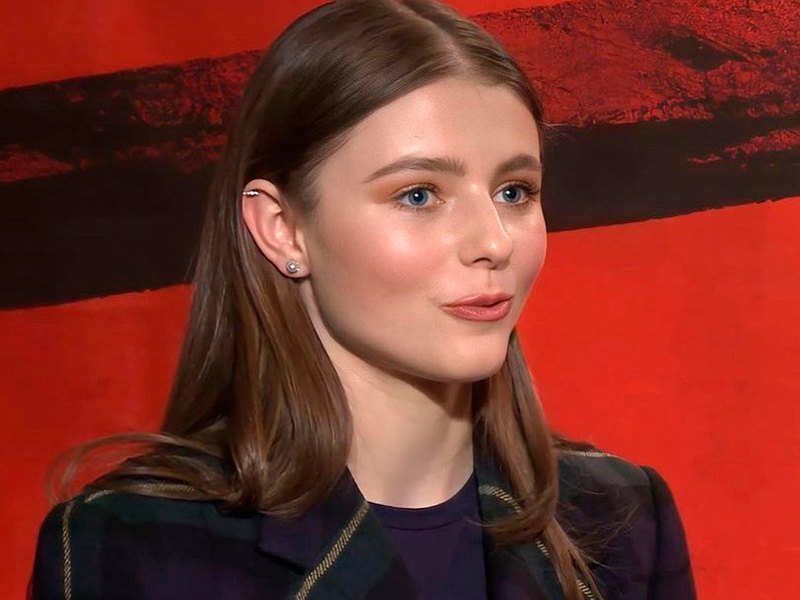 Thomasin Mckenzie To Topline Olivia Wilde S Kerri Strug Biopic English Movie News Times Of India