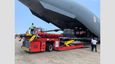 IAF planes land in Chennai with oxygen cylinders from UK