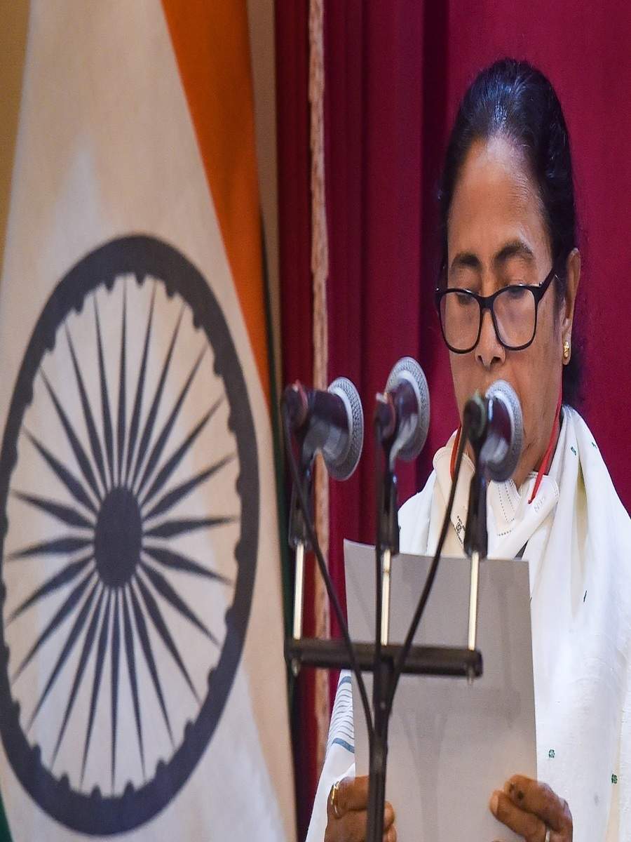 In Pics: Mamata Banerjee Takes Oath As The Chief Minister Of West ...