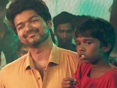 Did You Know That Poovaiyar Had Pranked Vijay On The Sets Of Master