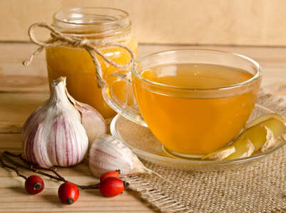 Ginger garlic turmeric tea to boost your immunity