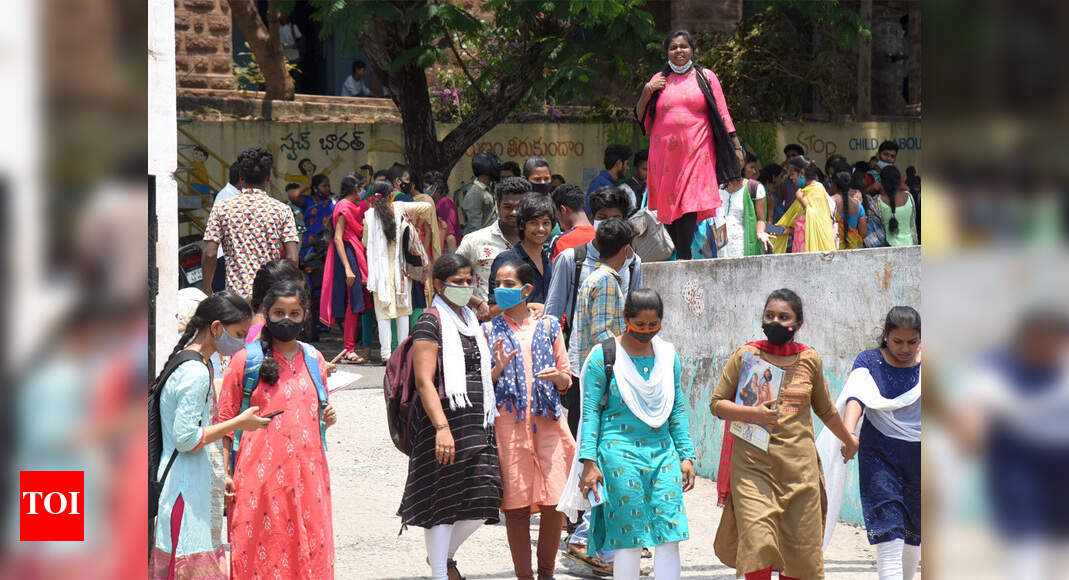 , HC sets aside Kerala University Professor appointments, The World Live Breaking News Coverage & Updates IN ENGLISH