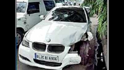 Kolkata: Drunk businessman’s car mows down man, injures cop