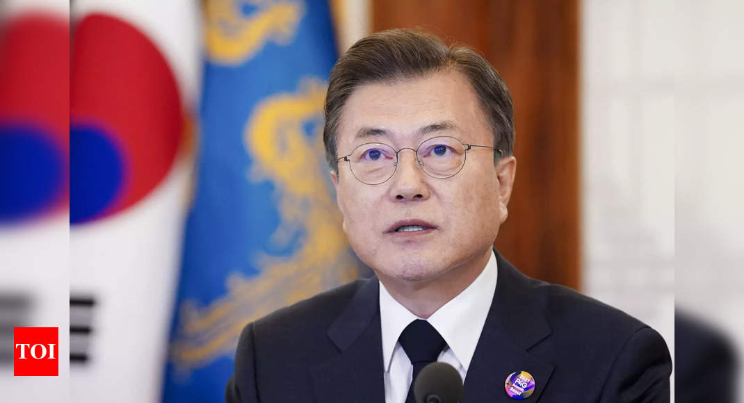 Looking for NKorea response for peace talks: Moon