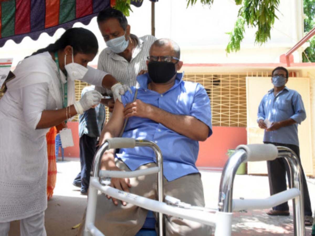 Vaccine shortage hits inoculation drive in Andhra Pradesh | Amaravati News  - Times of India