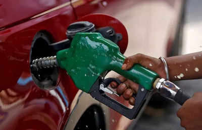 Maharashtra 3rd state to feel the pinch as petrol hits Rs 100