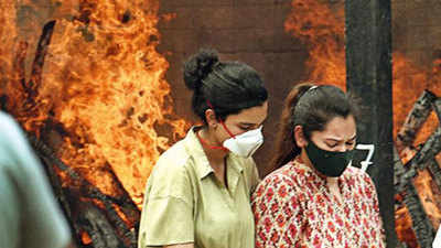 Covid deaths: Over 9,000 cremated in Delhi in April alone