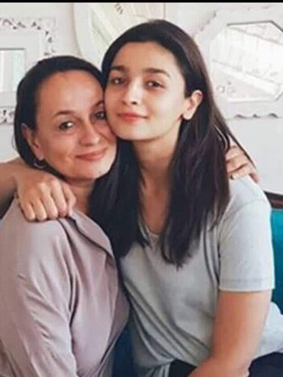 Star kids who look like their parents