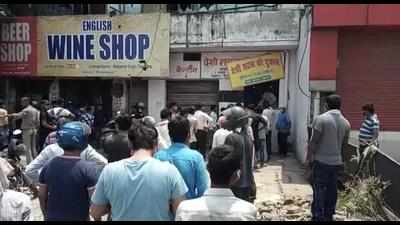 Covid norms go for a toss as liquor shops open in some UP dists after 10 days