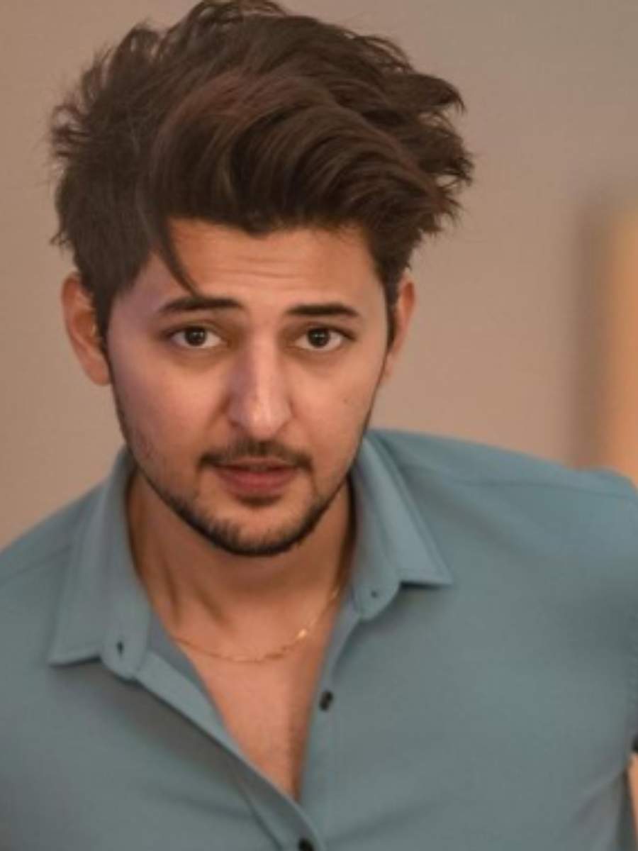 A look at Darshan Raval's style quotient | Times of India