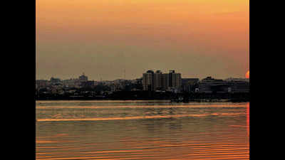 Hyderabad: Hussainsagar, 2 other lakes infested with coronavirus
