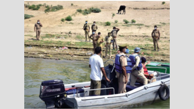 More bodies found in Ganga, 7 in Ramnagar, six in Chandauli