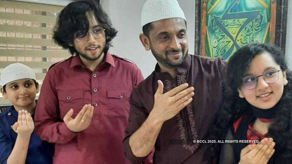 In Photos: Akshaya Tritiya, Eid-ul-Fitr amid Covid-19 restrictions | The Times of India In Photos: Akshaya Tritiya, Eid-ul-Fitr amid Covid-19 restrictions | The Times of India