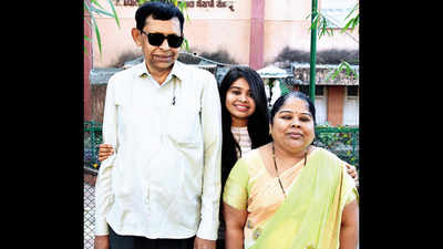 Gujarat: Blind couple navigated life for 24 years, she saw death looming