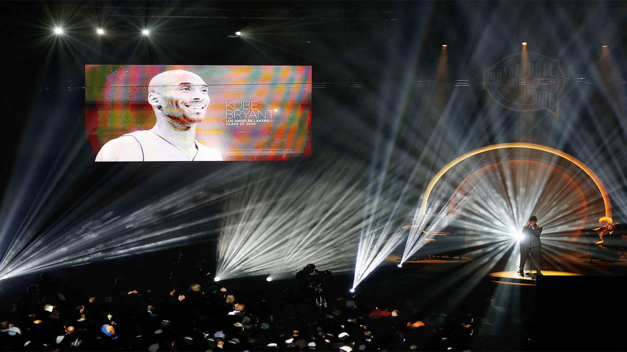 This Day In Lakers History: Kobe Bryant Inducted Into Naismith Memorial  Basketball Hall Of Fame