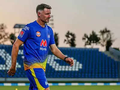 IPL 2021: Finally, Mike Hussey leaves for home