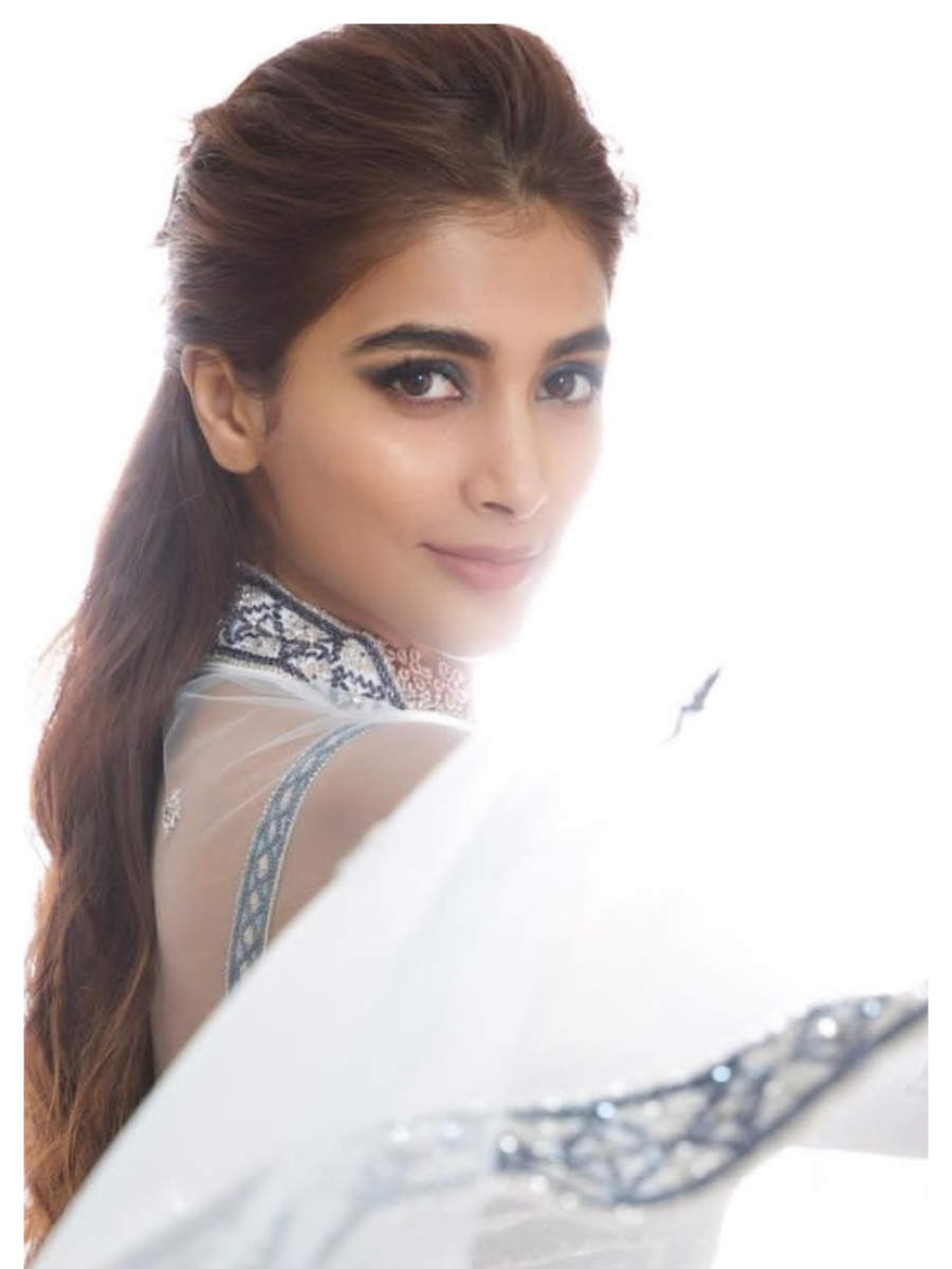 Pooja Hegde slays in white