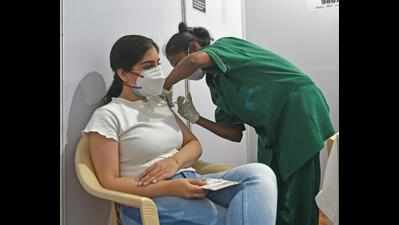 Mumbai: Foreign-bound students in fix over vax uncertainty