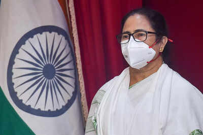 Mamata wants change of governor, writes to PM, President