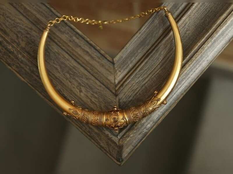 Celebrating Indian culture through gold jewellery - Times of India