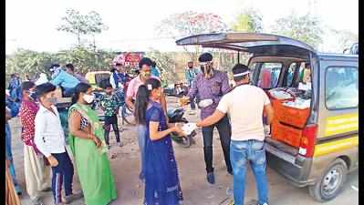 Food, ration, O2: NGO reaches out to poor