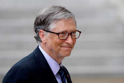 Bill Gates' leadership roles stay intact despite allegations