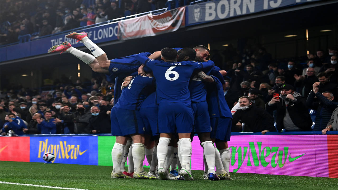Jorginho blunder trips up Chelsea with finish line in sight