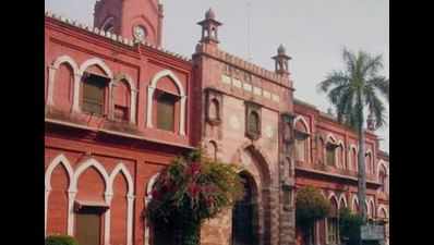 Agra: AMU asks staff, dependents to give vaccination details