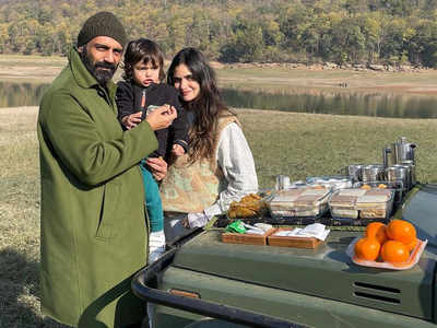 Throwback: Arjun Rampal, Gabriella Demetriades and Arik enjoy a lockdown picnic