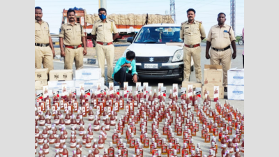 SEB sleuths seize large quantities of Telangana liquor smuggled into the state near Kurnool