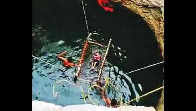 Mother jumps into well with two kids in Dahod