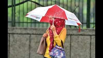 Mumbai: Light showers & wind to beat the heat for another day