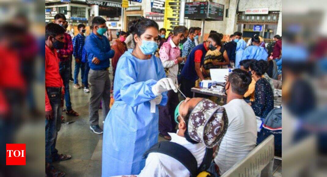 Mumbai sees slight rise in new Covid cases with 1,425 infections, 276