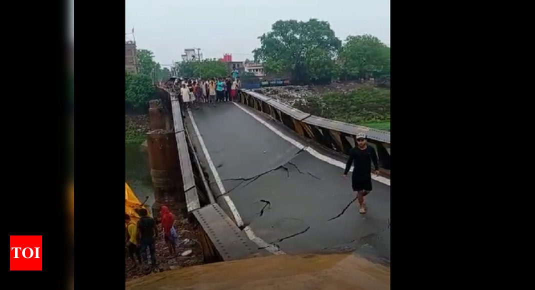 Bihar: 136-year-old British era steel bridge collapses from truck’s ...