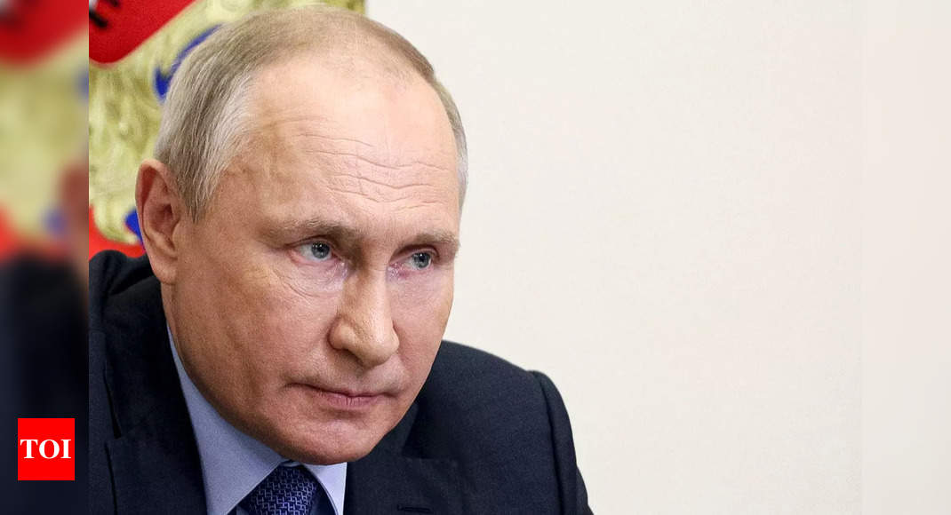Russia will 'knock out' opponents' teeth: Putin