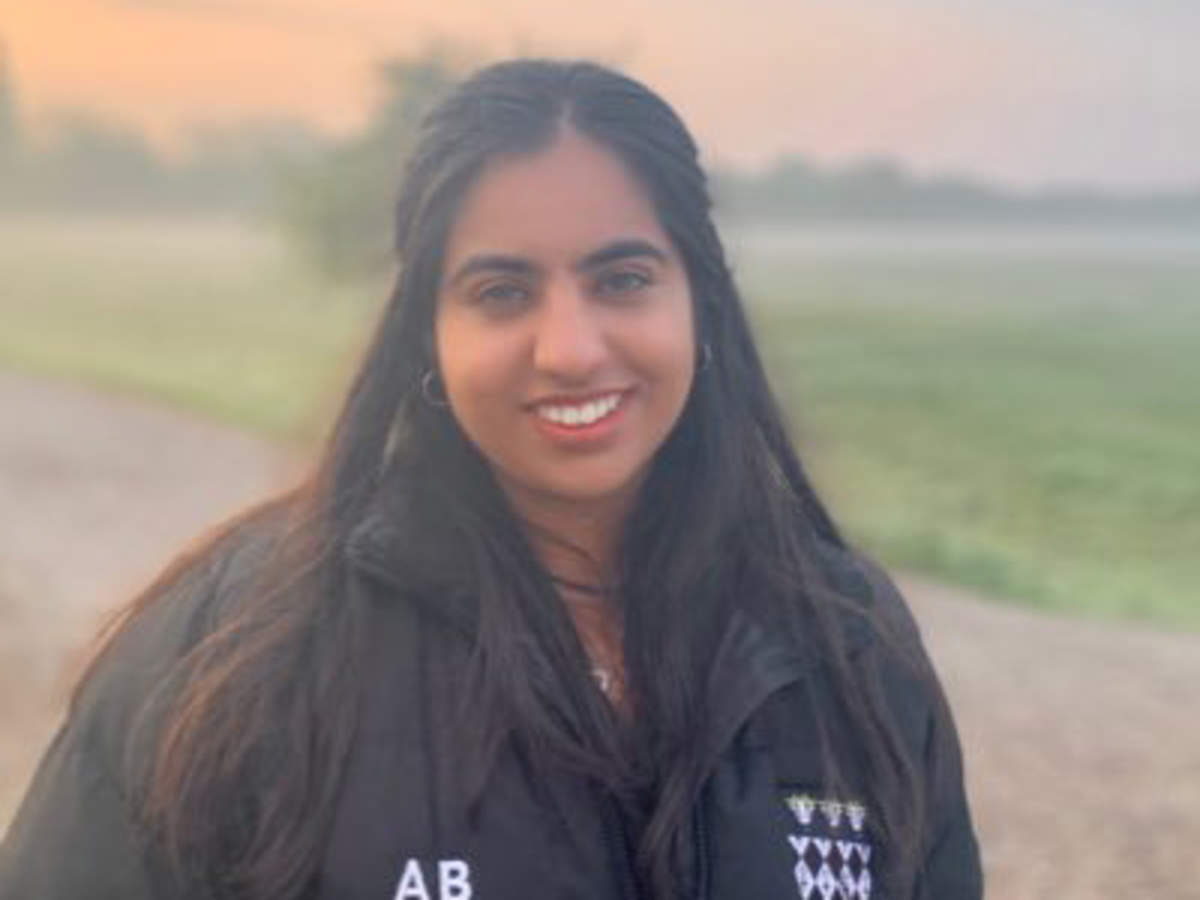 Indian-Origin Anvee Bhutani Elected Oxford Student Union President In  Byelection - Times Of India