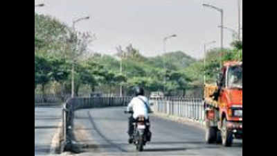 Pune: Fund shortage forces PMPML to postpone boom barrier project