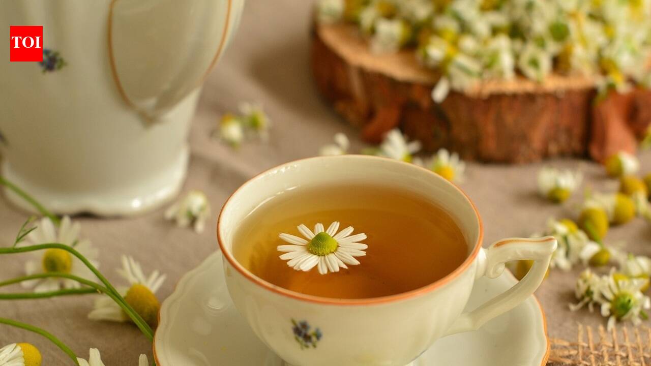 Herbal tea for sleep: Get better sleep at night with the help of ...
