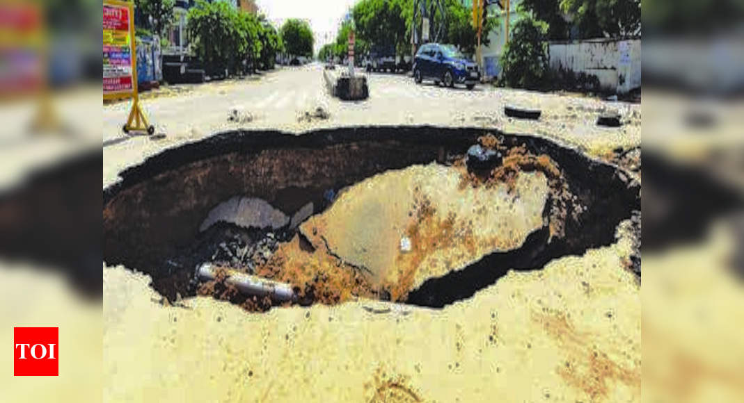 Jaipur: Road caves in at two spots near city’s Amrapali Circle | Jaipur ...