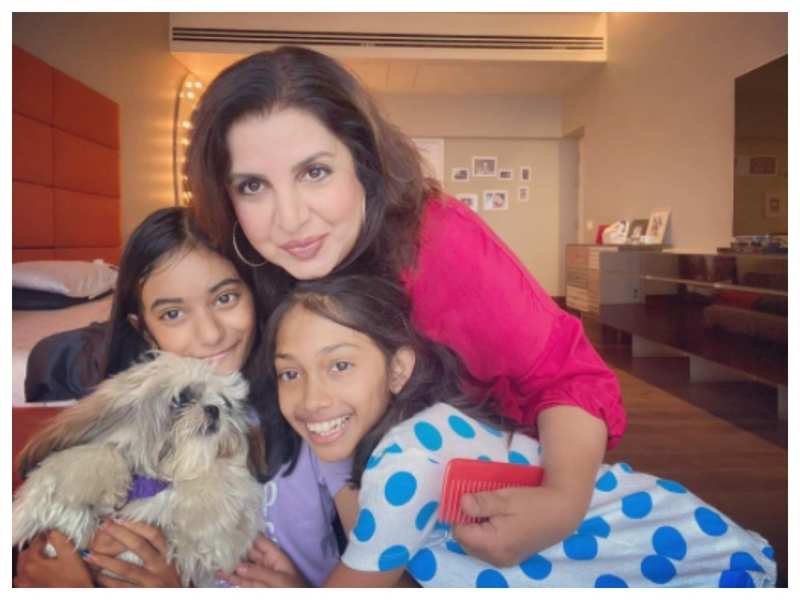 Farah Khan Kunder Shares An Endearing Pic With Her Favourite Girls