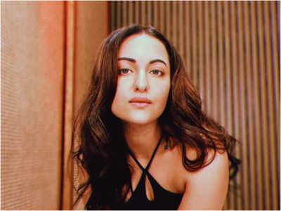 Sonakshi Sinha pens a thoughtful note asking fans to ‘hang in there’