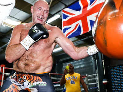 Tyson Fury signs contract for trilogy fight with Deontay Wilder