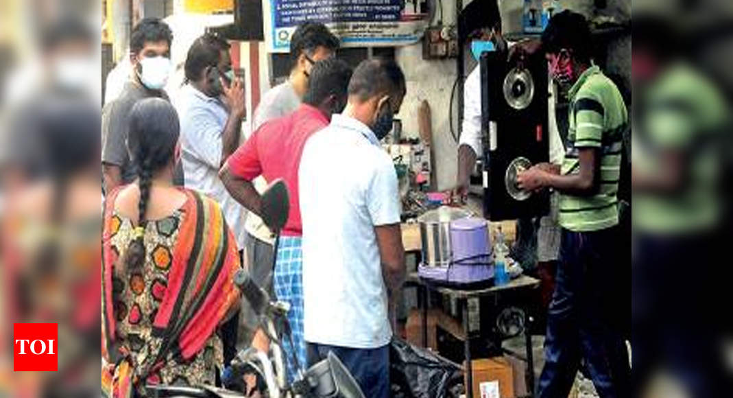 Salons, appliance repair shops in Chennai see crowds