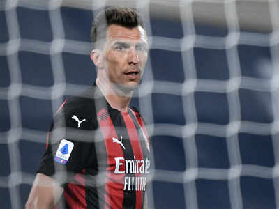 Mandzukic Announces Ac Milan Exit After Injury Plagued Spell Football News Times Of India