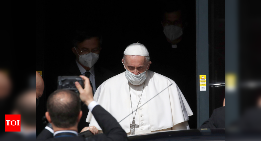Pope to Vatican's own media workers: Who reads your news?