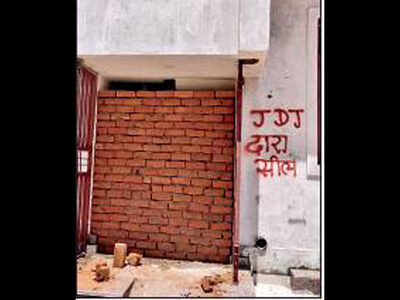 A sealed building by JDA