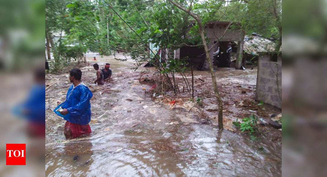 Cyclone 'Yaas': Rain pounds coastal districts of Odisha | Bhubaneswar ...