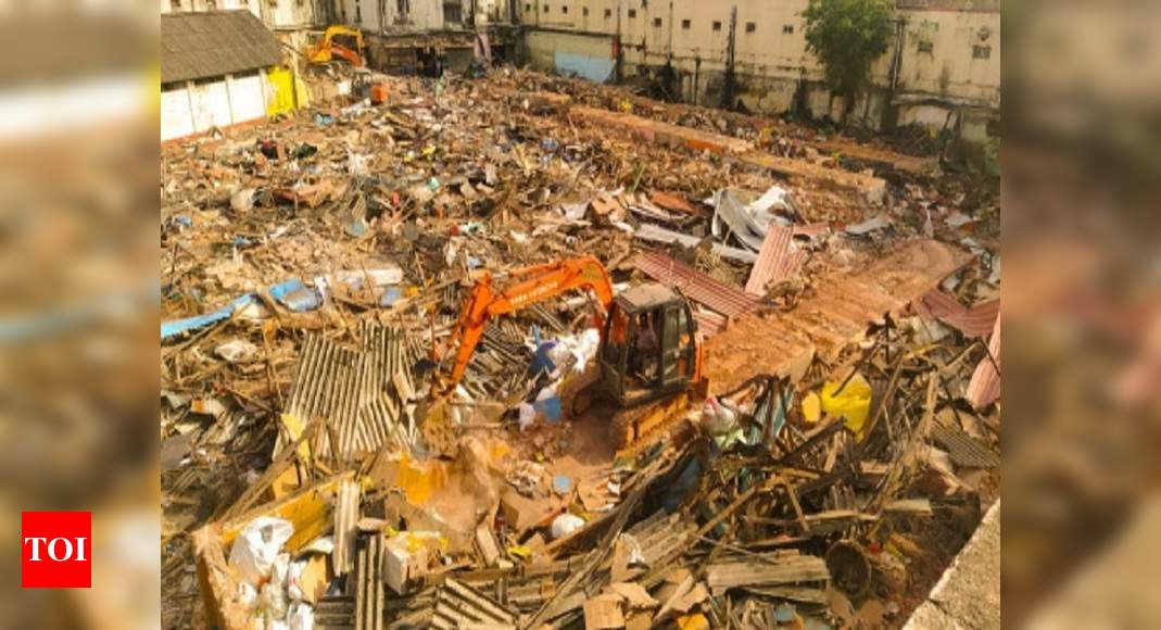 M'luru old central market building demolished