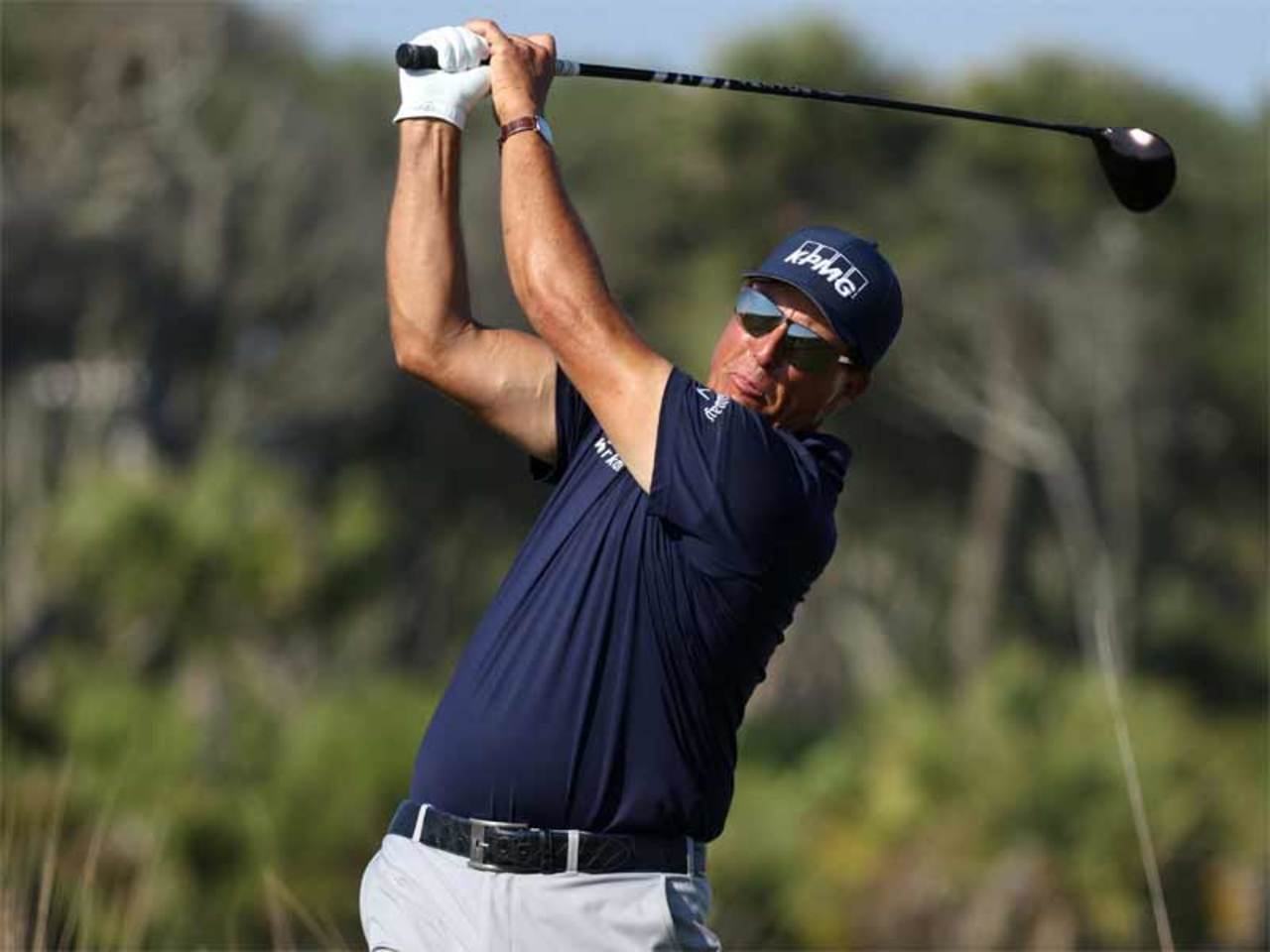 Mickelson, Brady to face DeChambeau, Rodgers in The Match