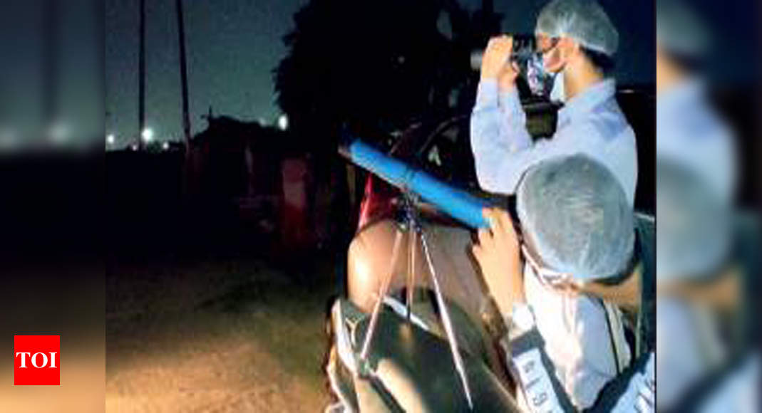 Lucknow: Stargazers get fleeting glimpse of Supermoon amid ...